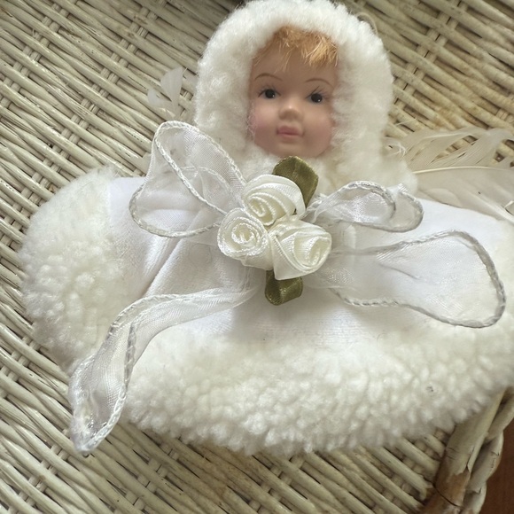 Festive Plush Toy 6 ornaments - Picture 7 of 7